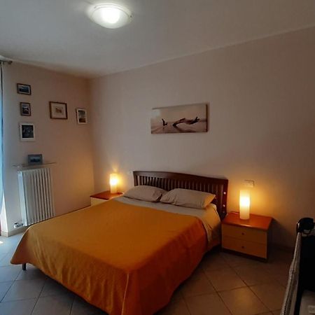 Apartamento Kiss Kiss Corner Valeggio sul Mincio Exterior foto