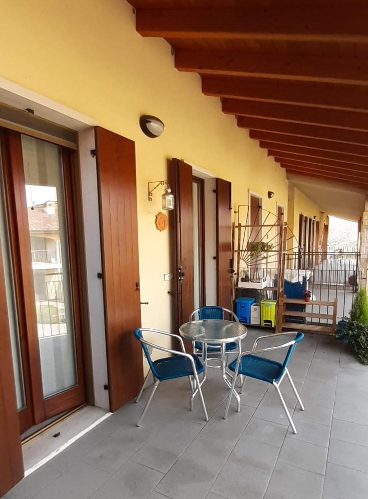 Apartamento Kiss Kiss Corner Valeggio sul Mincio Exterior foto